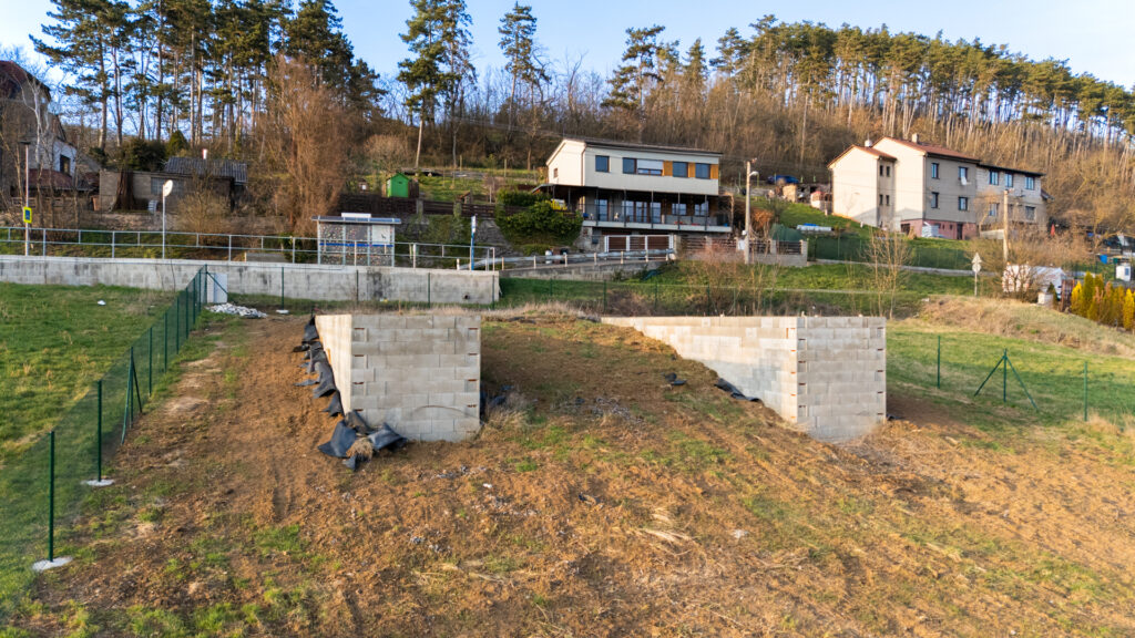 Před